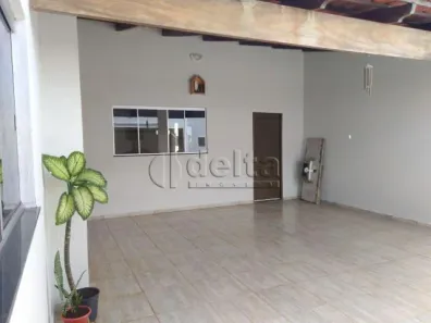 Casa com 4 Quartos à venda, 180m² no Planalto, Uberlândia