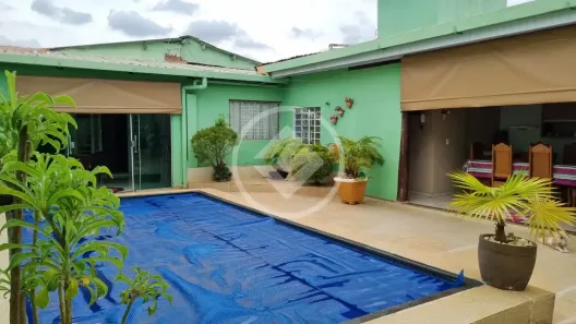 Casa com 3 Quartos à venda, 250m² no Jardim Nova Esperança, Goiânia