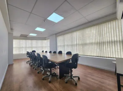 Sala Comercial para alugar, 37m² no Ponta da Praia, Santos