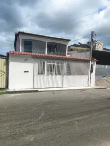 Casa com 4 Quartos à venda, 200m² no Centro, Bragança