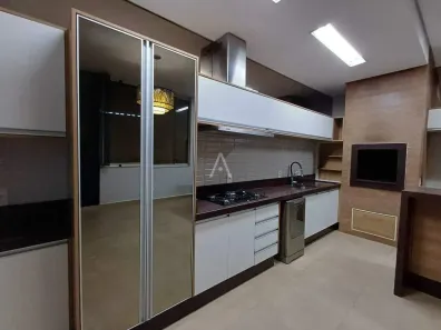 Apartamento com 3 Quartos para alugar, 211m² no Cancelli, Cascavel