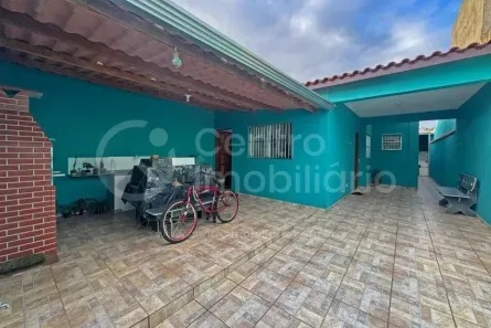 Casa com 2 Quartos à venda, 107m² no Parque Turistico, Peruíbe