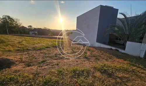 Lote/Terreno à venda, 300m² no Centro, Marília
