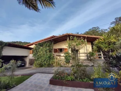 Casa com 4 Quartos à venda, 220m² no Sambaqui, Florianópolis