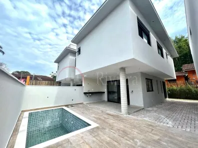 Casa de Condomínio com 3 Quartos à venda, 135m² no Camburi, São Sebastião