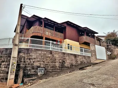 Casa com 4 Quartos à venda, 198m² no Fundos, Biguaçu