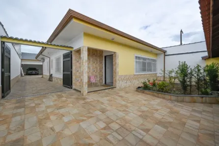 Casa com 3 Quartos à venda, 186m² no Balneário Stella Maris, Peruíbe