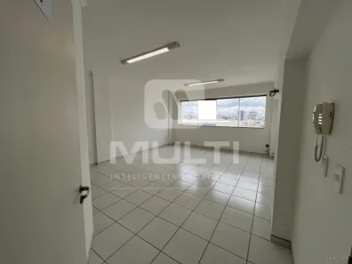 Prédio Comercial com 1 Quarto para alugar, 34m² no Centro, Uberlândia