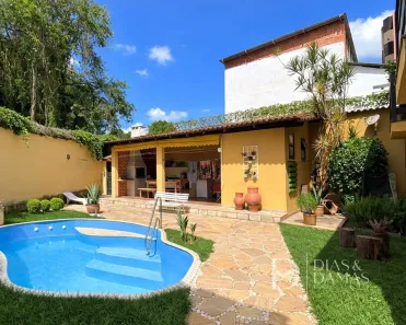 Casa com 7 Quartos à venda, 478m² no Cascatinha, Juiz de Fora