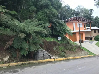 Lote/Terreno à venda, 312m² no Piratini, Gramado
