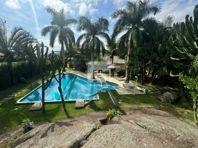 Casa com 6 Quartos para alugar, 600m² no João Paulo, Florianópolis