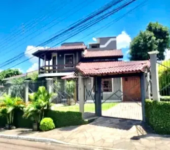 Casa com 3 Quartos à venda, 250m² no Niterói, Canoas