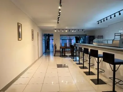 Prédio Residencial com 3 Quartos para alugar, 400m² no Aclimação, São Paulo
