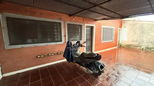 Casa com 3 Quartos para alugar, 250m² no Vila Antônio Lourenço, Campinas