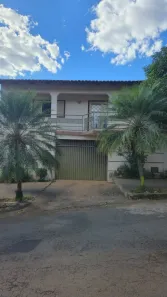 Sobrado com 5 Quartos à venda, 300m² no Vila Goiás, Anápolis