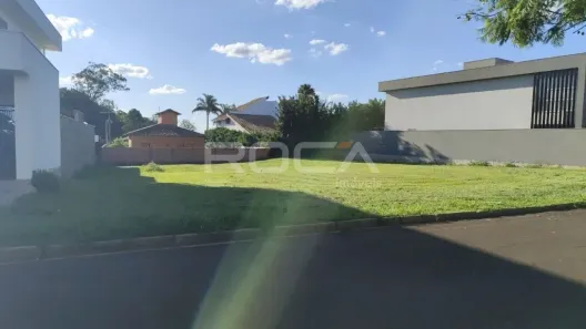 Lote/Terreno à venda, 454m² no Condomínio Residencial Montreal, São Carlos