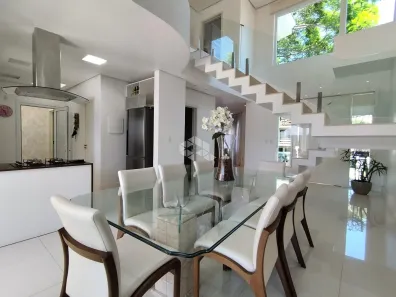 Casa com 4 Quartos à venda, 280m² no São Sebastião, Porto Alegre