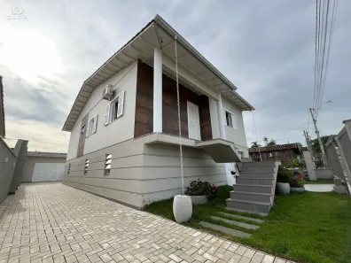 Casa com 3 Quartos à venda, 200m² no São Defende, Criciúma