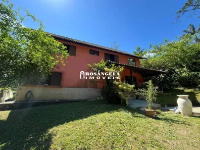 Casa com 4 Quartos para alugar, 250m² no Carlos Guinle, Teresópolis