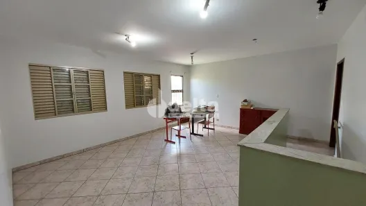Casa com 16 Quartos à venda, 550m² no Custódio Pereira, Uberlândia