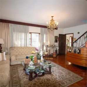 Casa com 5 Quartos para alugar, 370m² no Vila Cordeiro, São Paulo