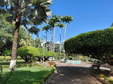 Casa com 4 Quartos à venda, 150m² no Estrela Dalva, Estrela Dalva