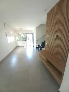 Casa de Condomínio com 3 Quartos para alugar, 150m² no Jardim Inconfidência, Uberlândia