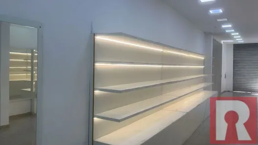Ponto Comercial para alugar, 100m² no Bangu, Rio de Janeiro