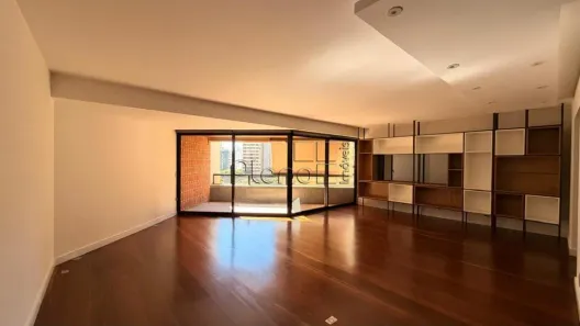 Apartamento com 4 Quartos à venda, 246m² no Cambuí, Campinas