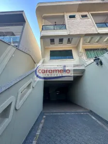 Sobrado com 3 Quartos à venda, 184m² no Parque São Domingos, São Paulo