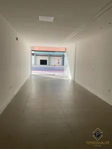 Sala Comercial à venda, 56m² no Centro, Balneário Camboriú