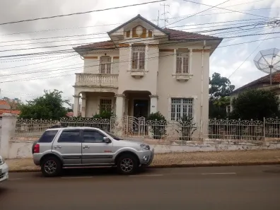 Casa com 5 Quartos para alugar, 900m² no Centro, São Carlos