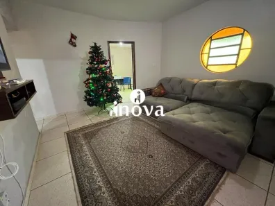 Casa com 3 Quartos à venda, 190m² no São Benedito, Uberaba