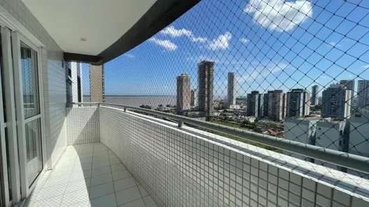 Apartamento com 3 Quartos para alugar, 110m² no Umarizal, Belém