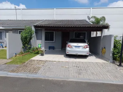 Casa de Condomínio com 2 Quartos à venda, 62m² no Boqueirão, Araucária