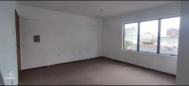Sala Comercial com 1 Quarto à venda, 24m² no Centro, Pelotas