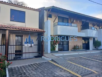 Casa de Condomínio com 4 Quartos à venda, 112m² no Pituaçu, Salvador
