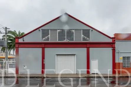 Galpão/Depósito/Armazém para alugar, 718m² no Floresta, Porto Alegre