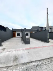 Sobrado com 2 Quartos à venda, 60m² no Vila Nova, Joinville