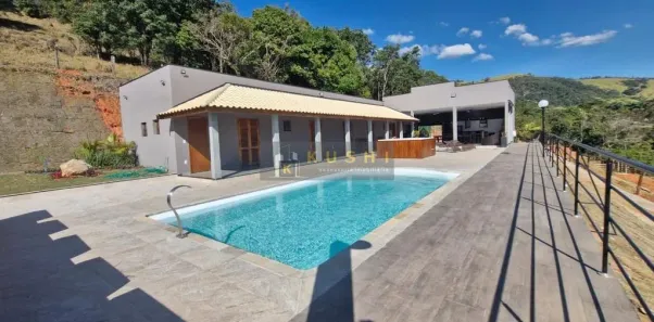 com 4 Quartos à venda, 25000m² no , Monte Sião