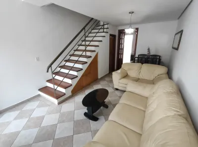 Sobrado com 2 Quartos para alugar, 90m² no Jardim Guerreiro, Cotia
