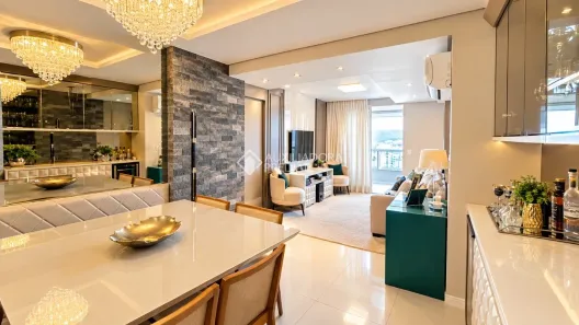 Apartamento com 3 Quartos à venda, 100m² no Estreito, Florianópolis