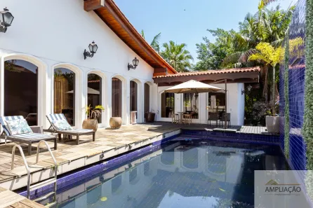 Sobrado com 8 Quartos para alugar, 650m² no Jardim Guedala, São Paulo