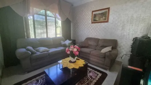 Casa com 3 Quartos à venda, 157m² no Jardim Rodeio, Mogi das Cruzes