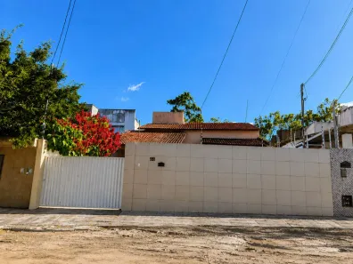 Casa com 3 Quartos à venda, 186m² no Alto Branco, Campina Grande