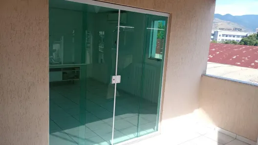 Casa com 3 Quartos para alugar, 70m² no Vila Catia, Nova Iguaçu