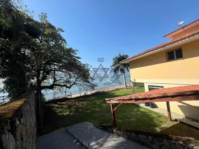 Sobrado com 4 Quartos à venda, 275m² no São Francisco da Praia, São Sebastião