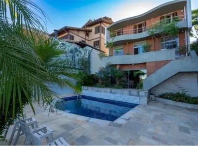 Casa com 3 Quartos à venda, 435m² no Jardim Leonor, São Paulo