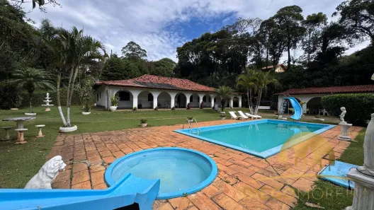 Fazenda/Sítio com 4 Quartos à venda, 450m² no Mantiqueira, Mairiporã
