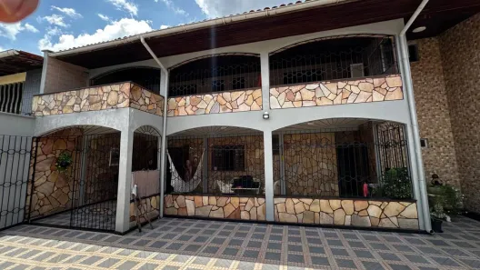Casa com 3 Quartos à venda, 180m² no Recanto dos Vinhais, São Luís